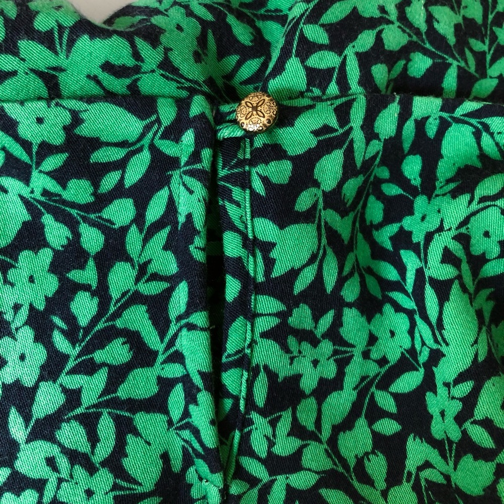 J. Jill Green Ditsy Floral Print V-Neck Popover Blouse Size Large - Picture 5 of 6